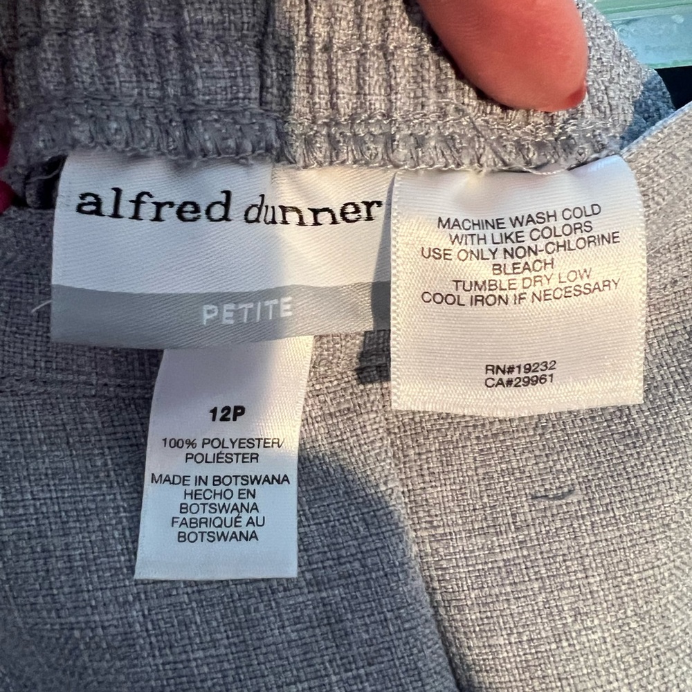 Alfred Dunner Petite Gray Trousers - Picture 2 of 6